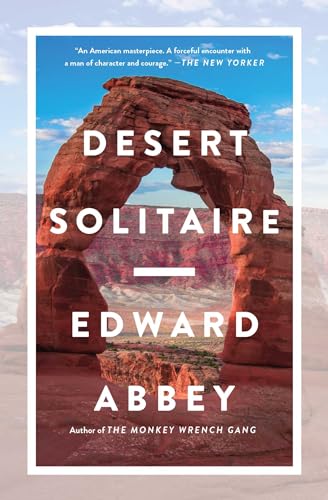Desert Solitaire: A Season in the Wilderness von Touchstone