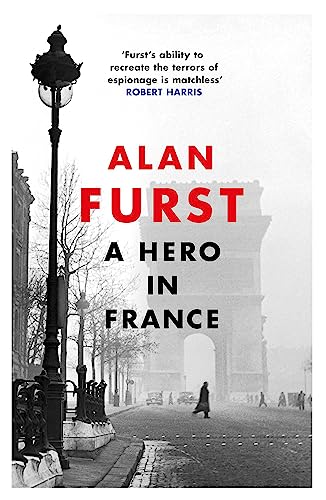 A Hero in France von Weidenfeld & Nicolson