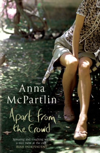 Apart from the Crowd von Poolbeg Press Ltd