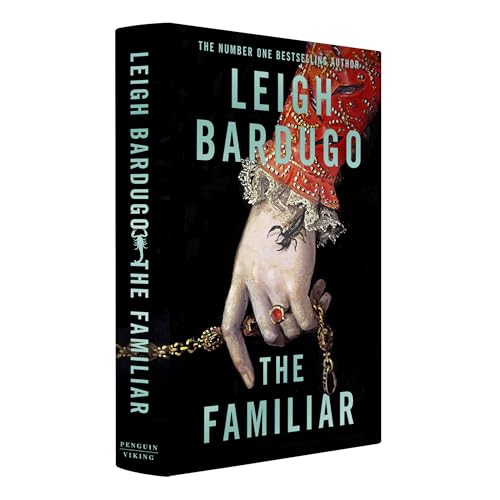 The Familiar: The richly imagined, spellbinding new Sunday Times bestselling novel from the author of Ninth House