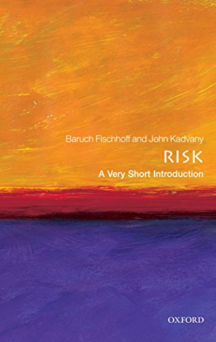 Risk: A Very Short Introduction (Very Short Introductions)
