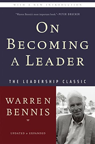 On Becoming a Leader von Basic Books