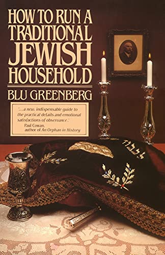 How to Run a Traditional Jewish Household von Touchstone