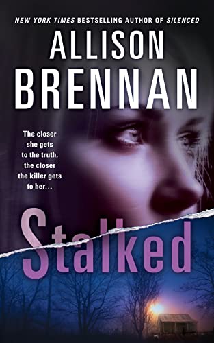 Stalked (Lucy Kincaid Novels) von St. Martins Press-3PL