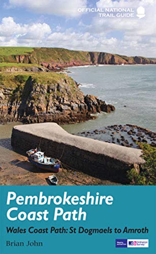 Pembrokeshire Coast Path: National Trail Guide (National Trail Guides) von Aurum Press