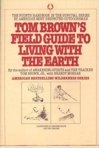 Tom Brown's Field Guide to Living with the Earth von BERKLEY