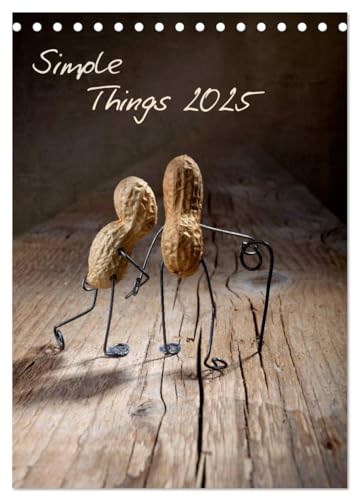 Simple Things 2025 (Tischkalender 2025 DIN A5 hoch), CALVENDO Monatskalender von CALVENDO