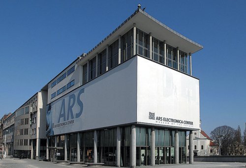 Ars Electronica 2005: Hybrid - Living in Paradox