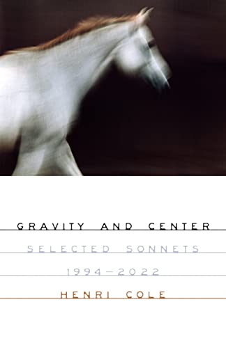Gravity and Center: Selected Sonnets, 1994-2022 von FSG Adult