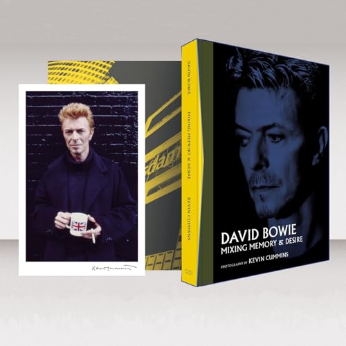 David Bowie Mixing Memory & Desire: Photographs by Kevin Cummins (Limited Edition) David Bowie Mixing Memory & Desire: Photographs by Kevin Cummins (Limited Edition) von Cassell