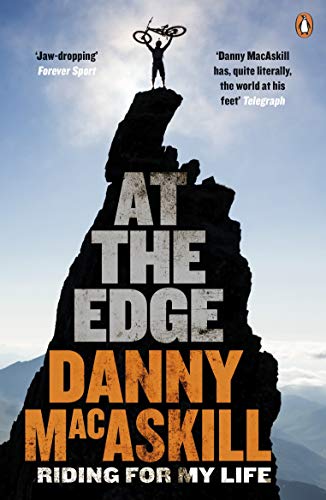 At the Edge: Riding for My Life von Penguin