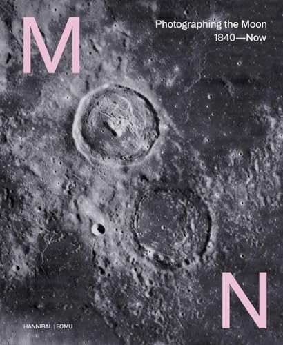 Moon: Photographing the Moon 1840-now von Hannibal