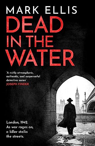 Dead in the Water von Headline Accent
