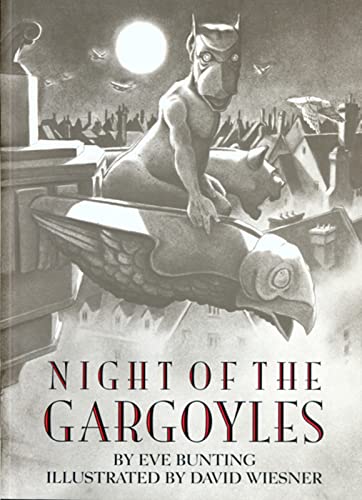 Night of the Gargoyles von Clarion Books