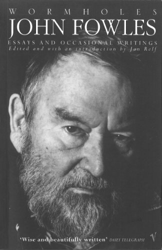 Wormholes: Essays and Occasional Writings von Vintage Classics