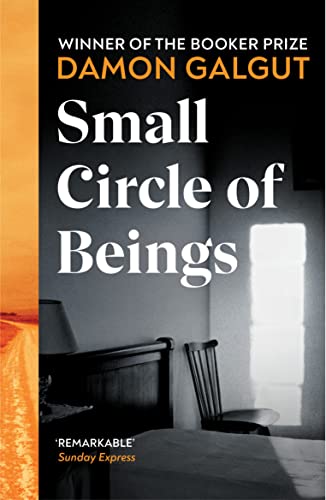 Small Circle of Beings: From the Booker prize-winning author of The Promise von Vintage