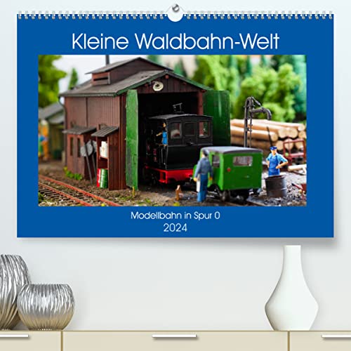 Kleine Waldbahn-Welt - Modellbahn in Spur 0 (hochwertiger Premium Wandkalender 2024 DIN A2 quer), Kunstdruck in Hochglanz