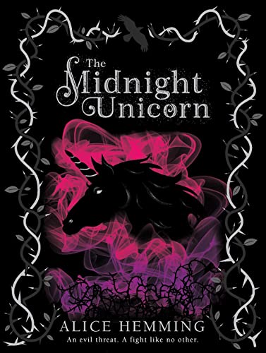 The Midnight Unicorn (Dark Unicorns) von Scholastic