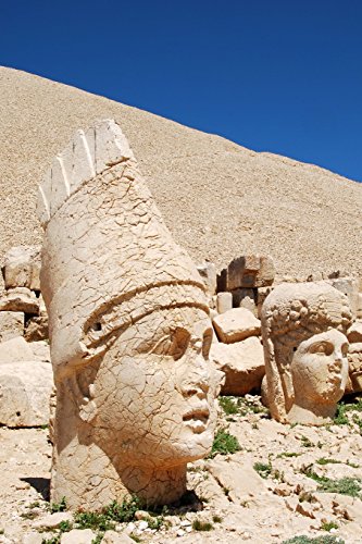 Colossal Stone Heads at Nemrut Dagi Turkey Journal: 150 page lined notebook/diary