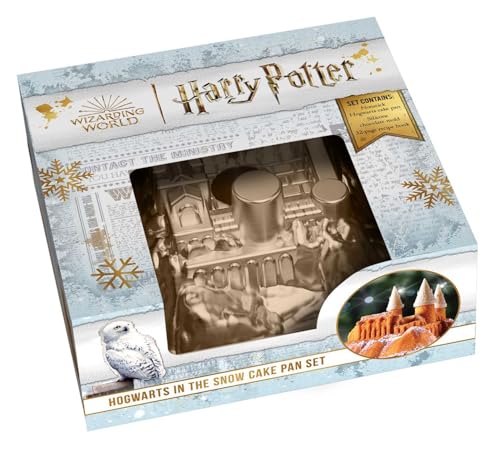 Harry Potter: Hogwarts in the Snow Cake Pan Set von Insight Editions