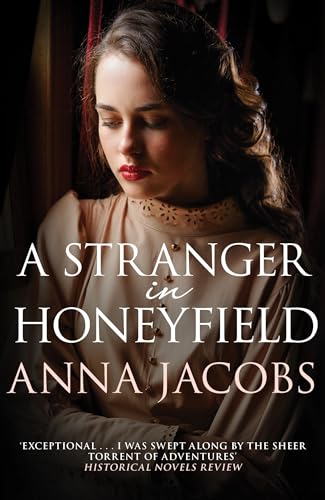 A Stranger in Honeyfield: From the multi-million copy bestselling author (Honeyfield, 2, Band 2) von Allison & Busby