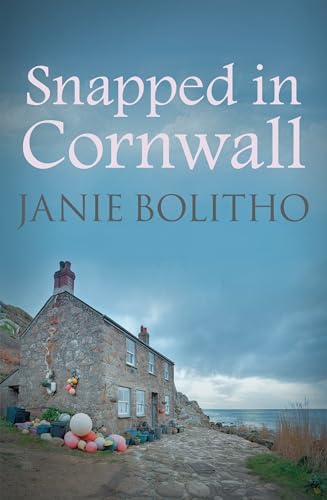 Snapped in Cornwall: The addictive cosy Cornish crime series (The Cornish Mysteries, 1, Band 1) von Allison & Busby