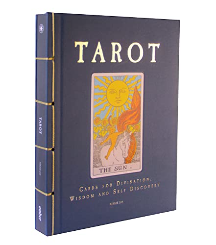 Tarot: Cards For Divination, Wisdom And Self Discovery (Chinese Bound Illustrated)