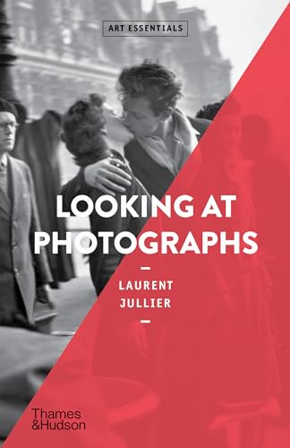 Looking at Photographs: Art Essentials (Art Essentials, 0) von Thames & Hudson Ltd