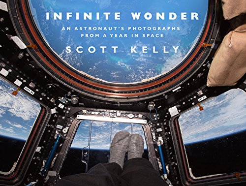 Infinite Wonder: An Astronaut's Photographs from a Year in Space von Doubleday