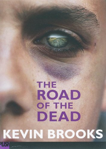 The Road of the Dead (Push Fiction) von Scholastic
