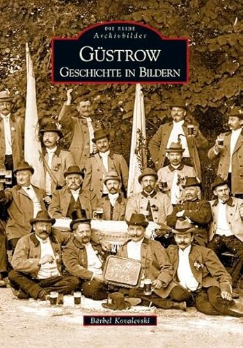 Über 200 Fotografien aus dem Bestand des Stadtmuseums erzählen Geschichte in Bildern und laden ein zu einem Streifzug durch das 19. und frühe 20. Jahrhundert.: Geschichte in Bildern Über 200 Fotografien aus dem Bestand des Stadtmuseums erzählen Geschichte in Bildern und laden ein zu einem Streifzug durch das 19. und frühe 20. Jahrhundert.: Geschichte in Bildern