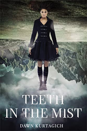 Teeth in the Mist von Little, Brown Books for Young Readers