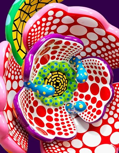 Yayoi Kusama: I Spend Each Day Embracing Flowers von Thames & Hudson
