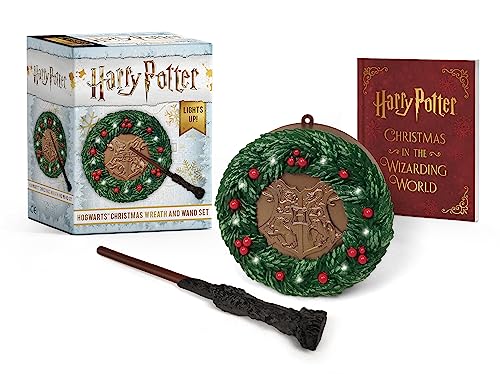 Harry Potter: Hogwarts Christmas Wreath and Wand Set: Lights Up! (RP Minis)