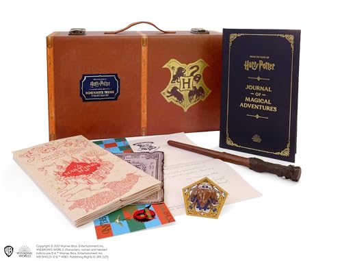 Harry Potter: Hogwarts Trunk Collectible Set von Hachette Book Group USA