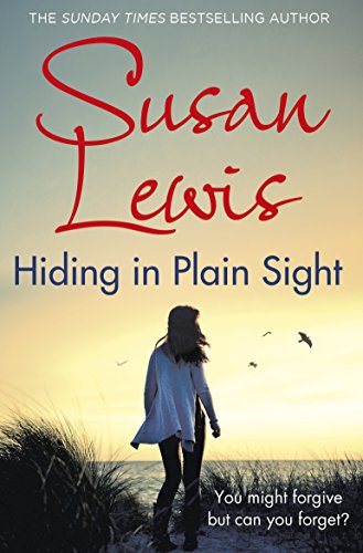 Hiding in Plain Sight: The thought-provoking suspense novel from the Sunday Times bestselling author (The Detective Andee Lawrence Series, 4)