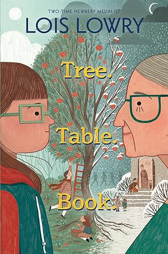 Tree. Table. Book. von Clarion Books