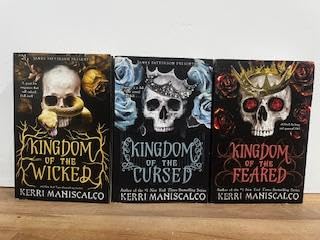 Kingdom of the Wicked Paperback Boxed Set: Kingdom of the Wicked / Kingdom of the Cursed / Kingdom of the Feared von Little, Brown Books for Young Readers