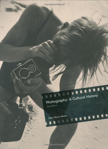 Photography: A Cultural History 2nd edition von Laurence King Publishing