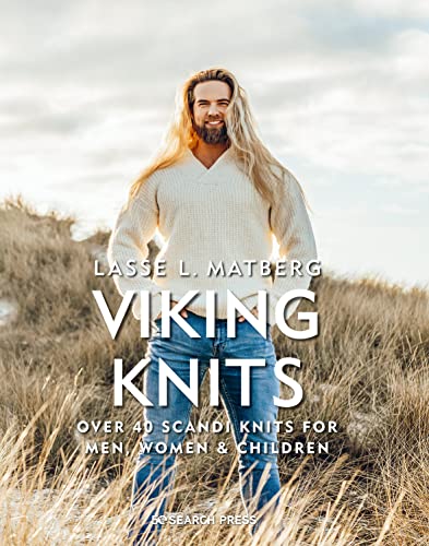 Viking Knits: Over 40 Scandi Knits for Men, Women & Children von Search Press