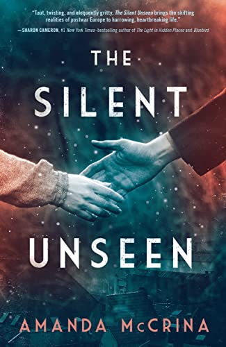 Silent Unseen: A Novel of World War II von Square Fish