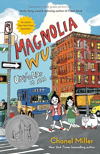 Magnolia Wu Unfolds It All: (A Newbery Honor Book) von Penguin