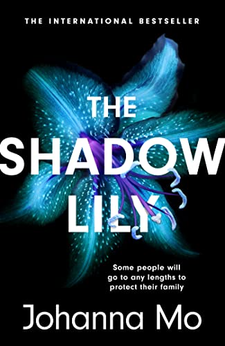 The Shadow Lily von Headline Book Publishing