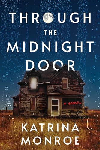 Through the Midnight Door von Poisoned Pen Press