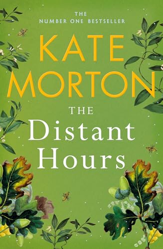 The Distant Hours: A Twisty and Heartbreaking Tale of Lost Love from the Number One Bestselling Author von Pan