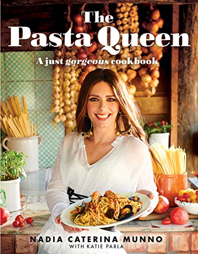 The Pasta Queen: The new Italian cookbook by beloved TikTok home cook with over 100 recipes and inspiration for cooking for family and friends von HarperCollins