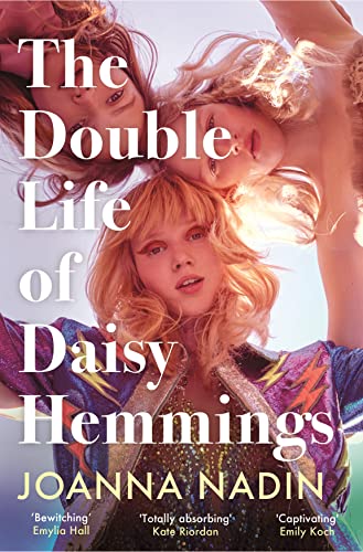 The Double Life of Daisy Hemmings: An Escapist Mystery for Fans of Taylor Jenkins Reid von Pan