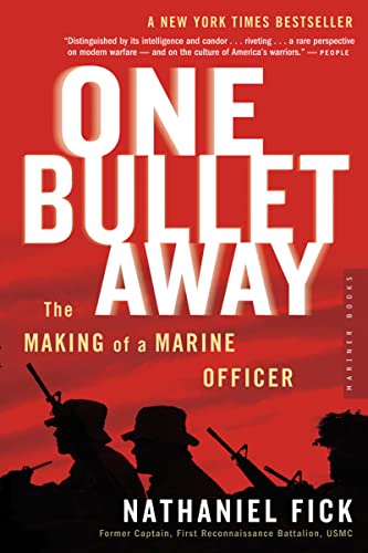 One Bullet Away: The Making of a Marine Officer von Mariner Books