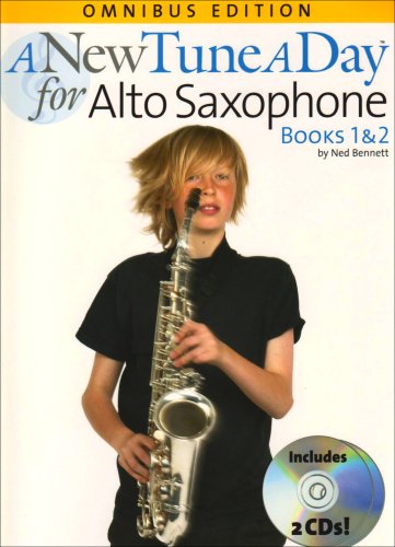 A New Tune A Day: Alto Saxophone - Books 1 And 2. Enthält Online-Audio: Omnibus Edition von Music Sales