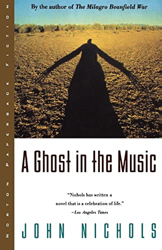 A Ghost in the Music (Norton Paperback Fiction) von W. W. Norton & Company